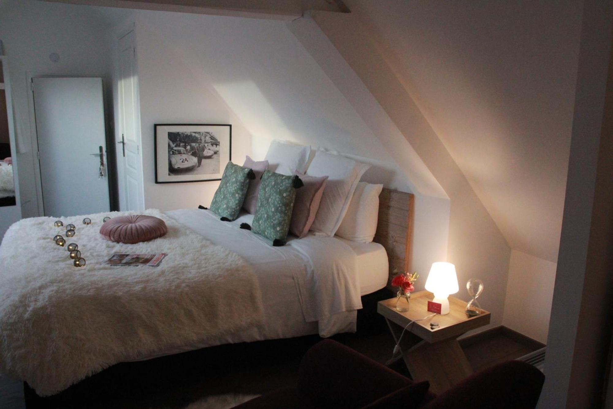 Bed and Breakfast La Catiniere à Arnage Chambre photo